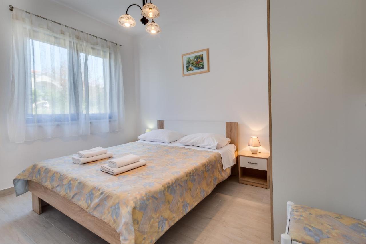 פטרצ'אנה Family Friendly Seaside Apartments Kozino, Zadar - 5756 מראה חיצוני תמונה