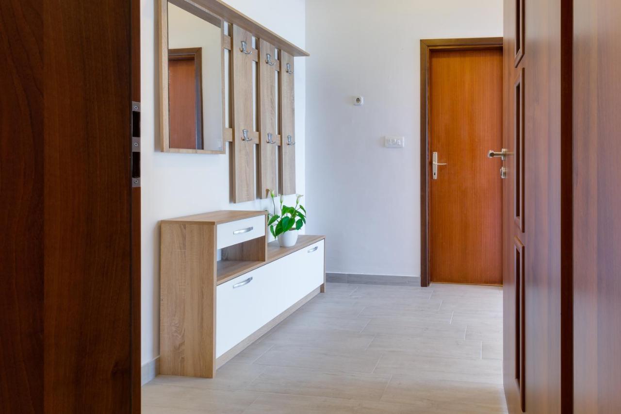 פטרצ'אנה Family Friendly Seaside Apartments Kozino, Zadar - 5756 מראה חיצוני תמונה